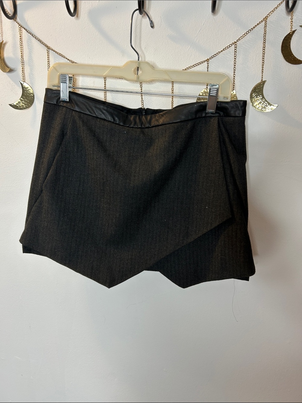 Zara Basic Black skirt